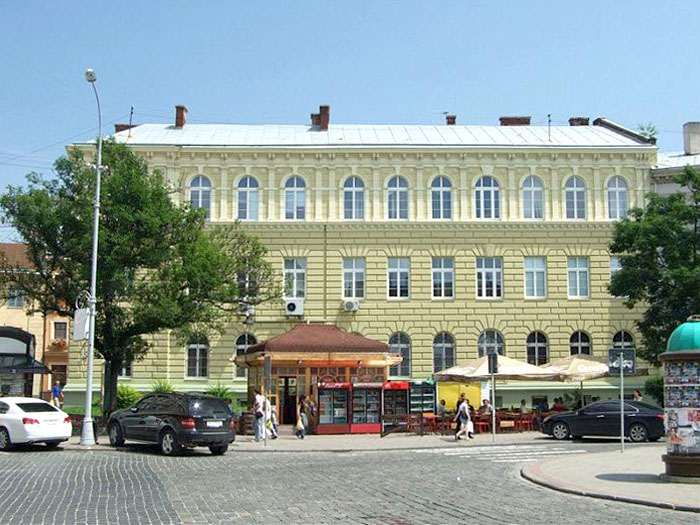 Львівський інститут банківської справи